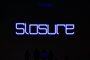 Sclosure: A Modern Display Font for Striking Designs